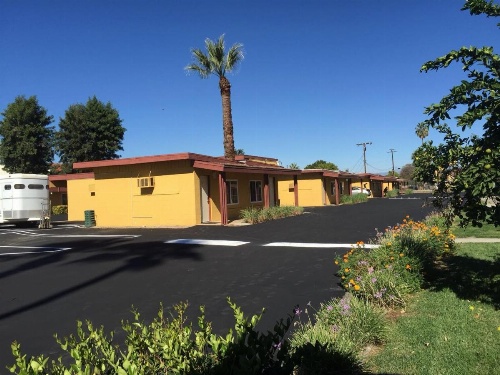 Royal Inn and Suites image 26